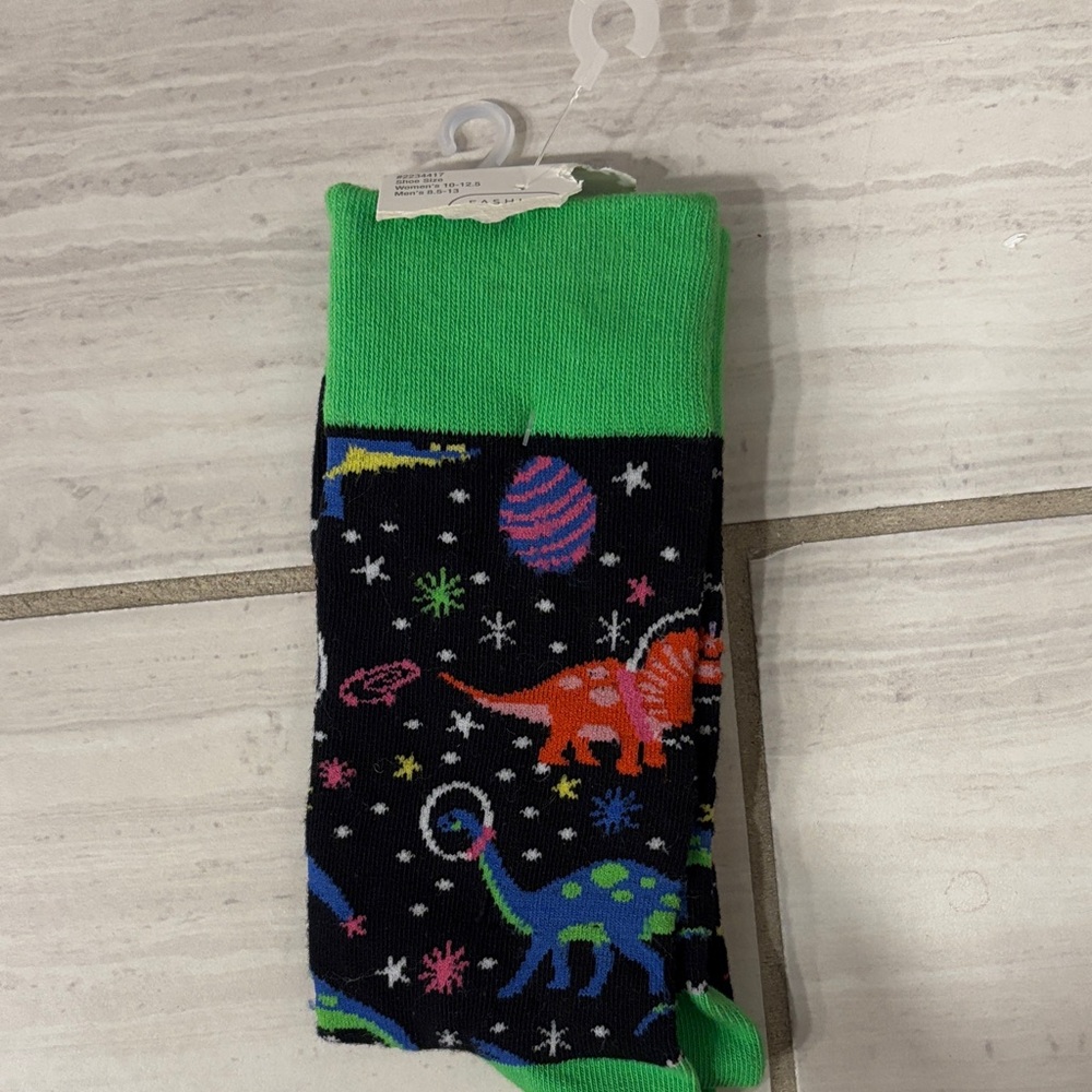 Women’s Dinosaur Print Socks - Green and Black